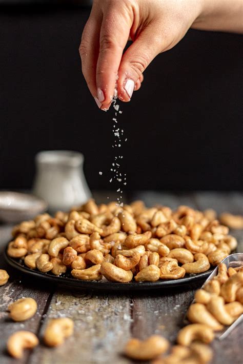 Maple Roasted Cashews