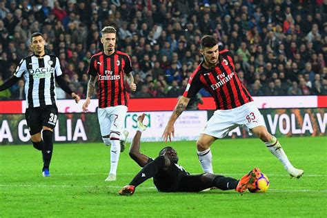 Match Recap Dramatic Stoppage Time Winner Gives AC Milan A 1 0 Win