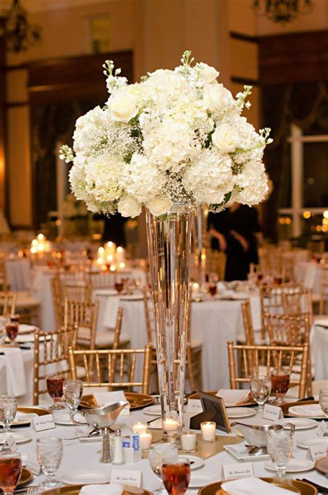 Best 25 Tall Wedding Centerpieces Weddingtopia Tall Wedding Centerpieces Flower