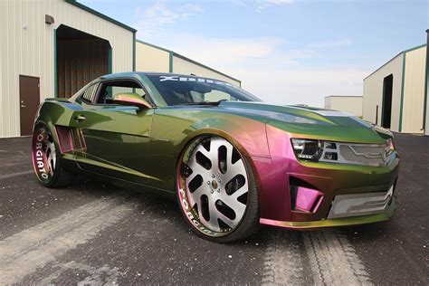 This Chameleon Camaro On Forgiato Wheels Is A Joker Autoevolution