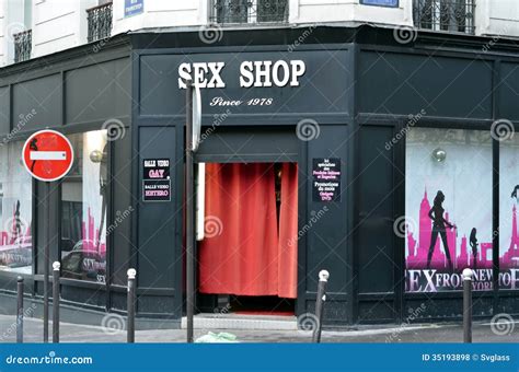 Boutique De Sexe Dans Montmartre Paris Photo Stock éditorial Image