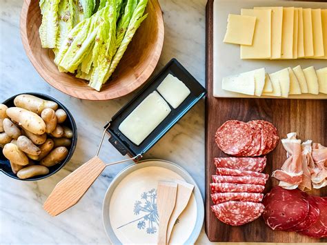 Why the flower pot bread makes patti's a legendary dining spot 19