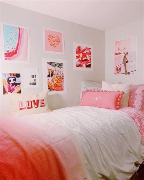 Creds Gthompson23 Fatmoodz Vsco Dorm Room Designs College Dorm