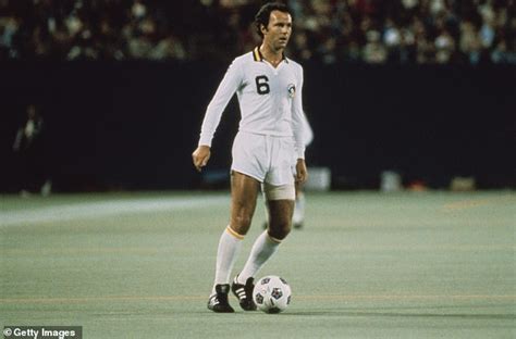 La L Gende Du Football Allemand Franz Beckenbauer Qui A Remport La