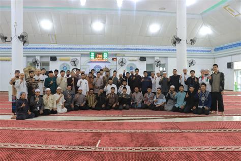 Bincang Santai Alumni Di Arena Mukernas Wahdah Islamiyah Dihadiri Ketua