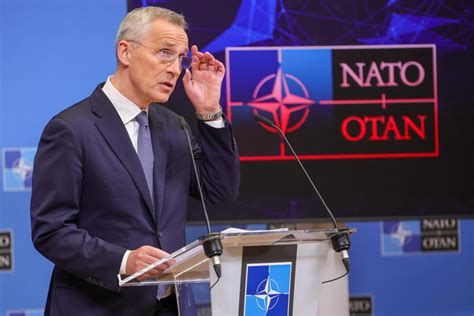 Ucraina Stoltenberg A Kiev Il Vostro Posto Nella Nato La Voce D