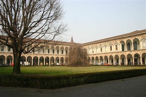 Chiostro Maggiore Cà Granda Università degli Studi via Festa del