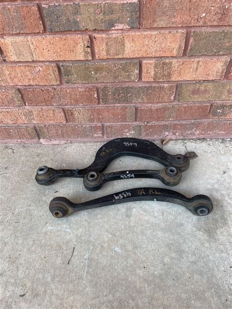 Acadia Rear Suspension Left Driver Upper Lower Control Arm