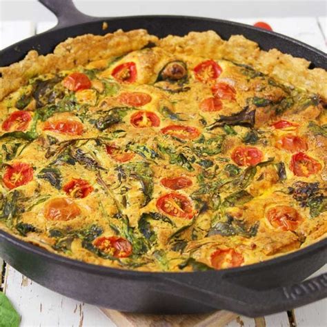 Spinach Tomato Quiche | Vegetarian - Savor + Savvy