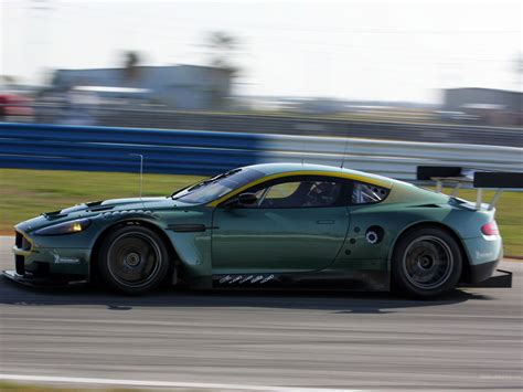 ASTON MARTIN CAR WALLPAPERS: Aston Martin DBR9 Car Wallpapers