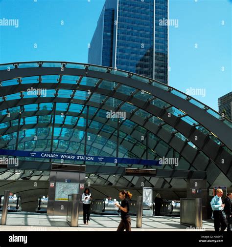 Canary Wharf tube station from exterior Stock Photo - Alamy