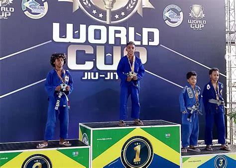 Jovem Atleta De Maric Conquista Medalha De Ouro Em Campeonato De Jiu