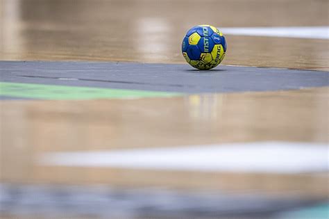 Foot Handball Tennis Une F Te Du Sport Ce Samedi Juillet Bourg