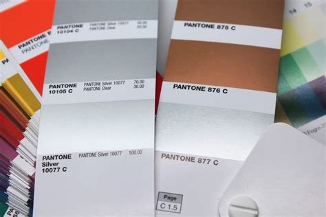 PANTONE Premium Metallics or PANTONE Matching System Metallics? | proof.de