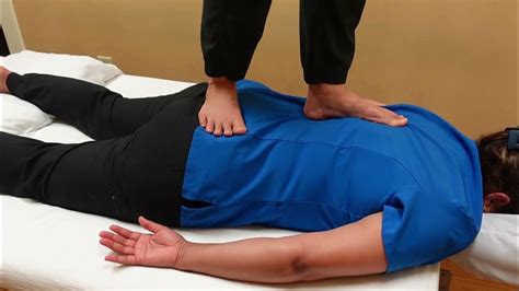 Back Walking Massage Reduces Stress Improves Flexibility And Alleviates Muscle Aches Youtube