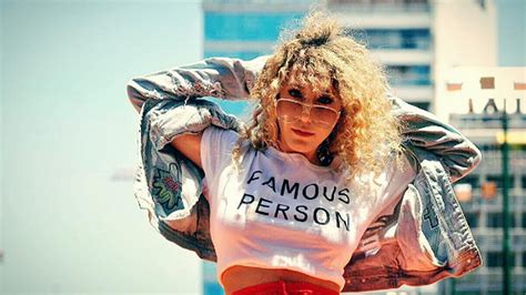 Una Curiosa Foto De Anita Pauls En Bikini Gener Pol Mica En Las Redes Sociales Infobae