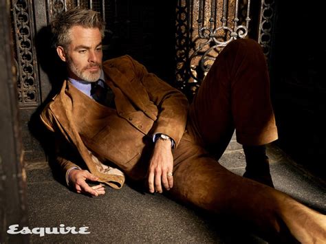 Chris Pine Couvre Esquire Et Parle De Lévolution De Sa Carrière