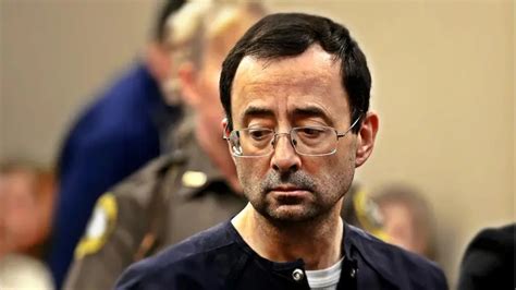 Larry Nassar El Médico Que Abusó A Más De 150 Niñas Y Adolescentes Fue Sentenciado A Un Máximo