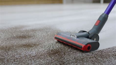 Jashen V16 vacuum review: This Dyson-like vacuum is powerful but ...