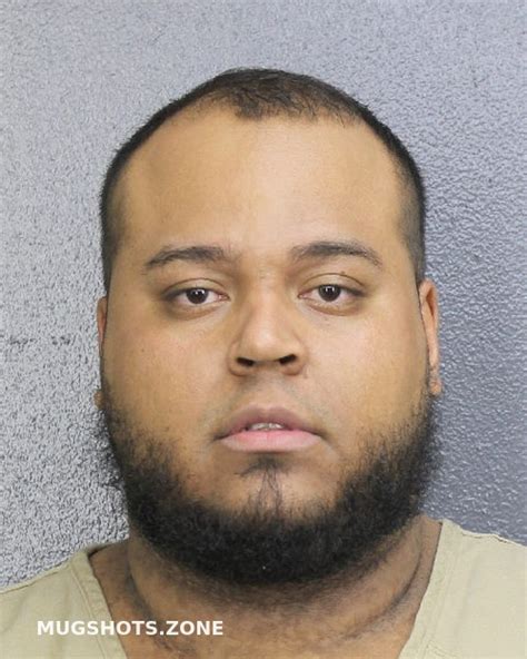 VENTURA JOHNNY JUNIOR 12 02 2022 Broward County Mugshots Zone