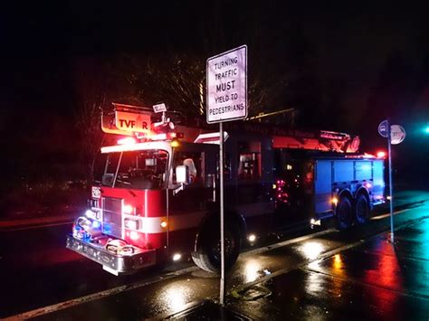 Tualatin Valley Fire And Rescue Squirt 34 2002 Pierce Dash Flickr