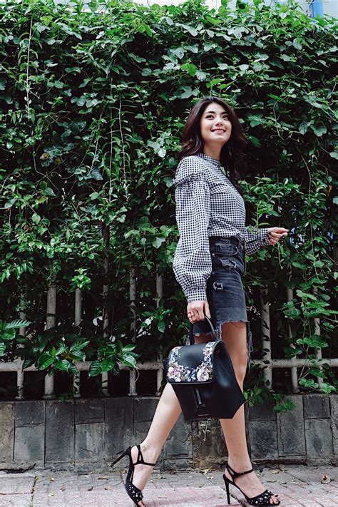 Hot Girl T B C N Nam Ch I M Chi C T I X Ch S Khi N Gi I Tr