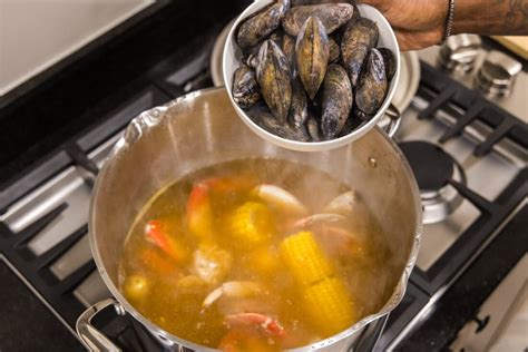 Seafood Boil - Amanda's Cookin'