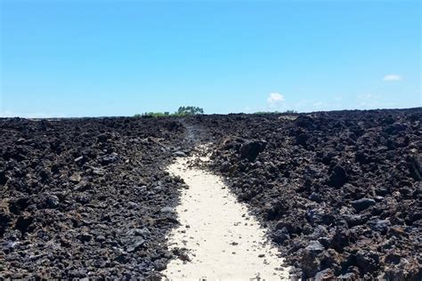 Lava fields in Hawaii: 7+ places to see old lava flows on the Big ...