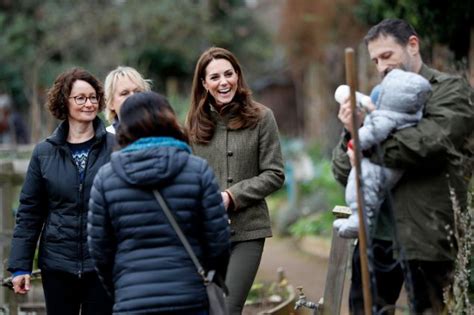 Kate Middleton Visits Garden & Will Design for Chelsea Flower Show ...