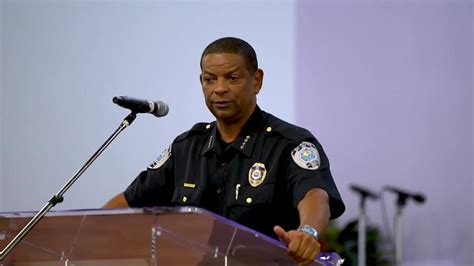 West Palm Beach Police Chief Adderley speaks to residents after death ...