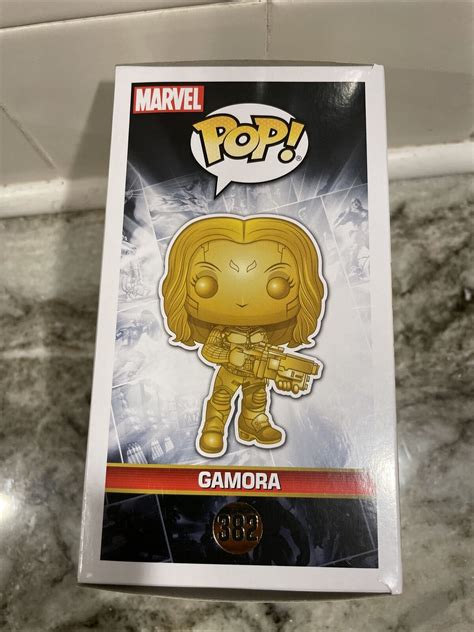 Funko Pop Marvel Studios Th Anniversary Gold Chrome Black Widow