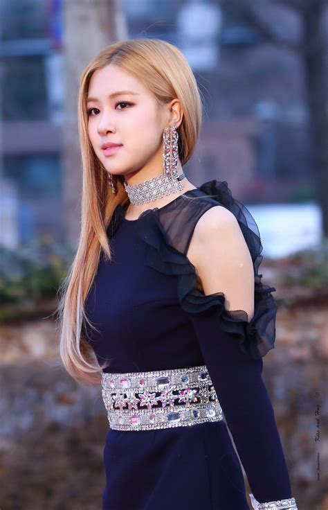 Pin by Lulamulala on Blackpink Rosé Blackpink fashion Blackpink rose