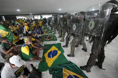 「ブラジルの恥」ボルソナロ軍団が議会議事堂を襲撃 Kwp News／九州と世界のニュース