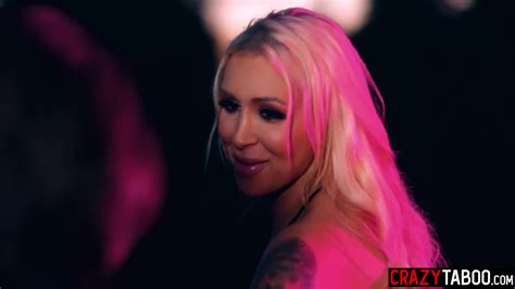 Big Tits Tranny Fucked Shemale Partner After Tranny Swallowed Her Big