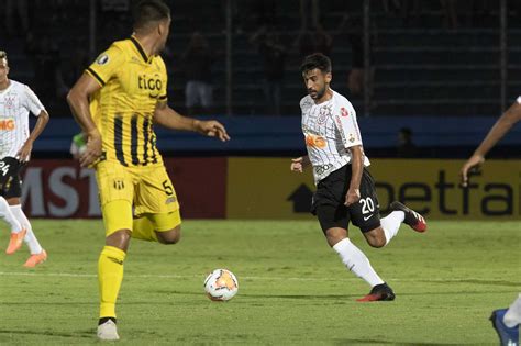 Corinthians X Guarani Paraguai - Corinthians é derrotado pelo Guaraní no Paraguai no primeiro jogo da 2ª ...