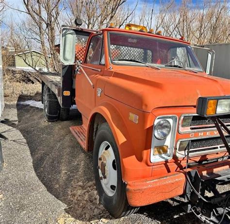 Pin By Chris Jordan On Suburban Blazer And Other C Trucks Chevy