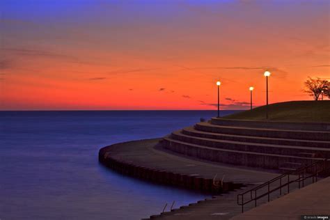 Chicago Lake Front Sunrise | Chicago lake, Chicago travel, Sunrise lake