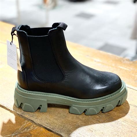 Pavement Lira Boots Black Green Ejesbyejes