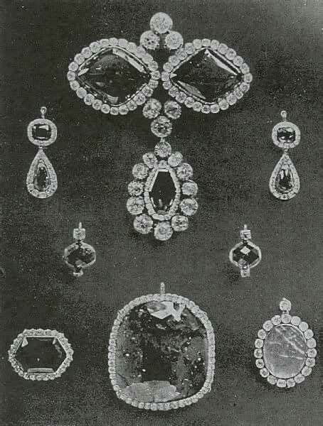 Jewellery owned by Empress Maria Alexandrovna of Russia. "AL" | Royal ...