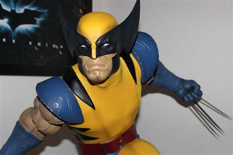 Wolverine Legendary Scale Figure Sideshow Collectibles Page 2