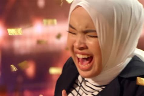 Foto Diraih Putri Ariani Golden Buzzer Agt Adalah