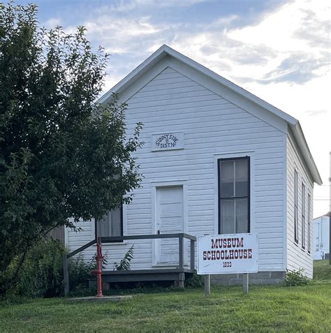 Digital Archives: Historical Reports from The Fremont News-Messenger 7