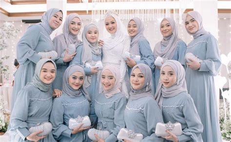 Ide Model Baju Bridesmaid Hijab Dari Instagram Modis Dalam Balutan Gamis