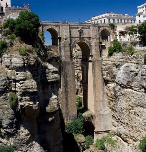 Atrakcje w Hiszpanii Ronda białe miasto Andaluzji