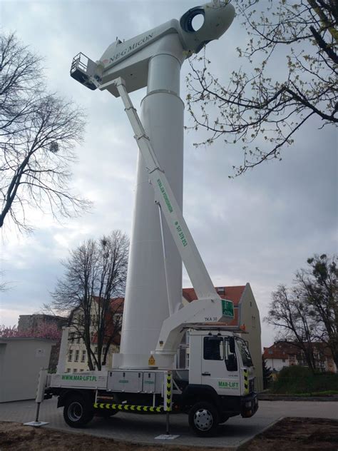 Wynajem podnośnika koszowego 30 metrów 300kg Szczecin Centrum OLX pl