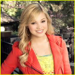 Olivia Holt Is Back on ‘Kickin’ It’ Tomorrow Night – See Kim Crawford ...