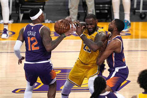 Nba Los Suns Eliminan A Los Lakers En El Adi S M S Temprano De Lebron