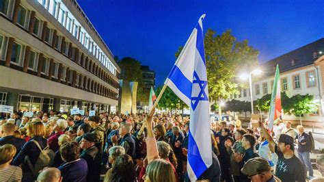 Israelische Flagge In Mainz Angez Ndet Stadt Reagiert