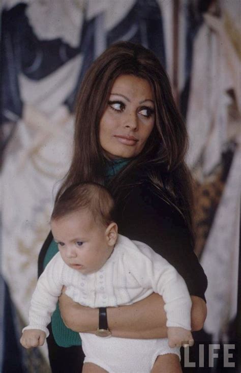 Lovely Photos of Sophia Loren at Home in Italy With Her Son Carlo Ponti ...