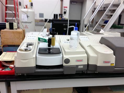 FTIR/Raman Thermo Nicolet 6700 | Chemical and Biophysical Instrumentation Center